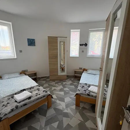 公寓 Palmalak 维斯普雷姆